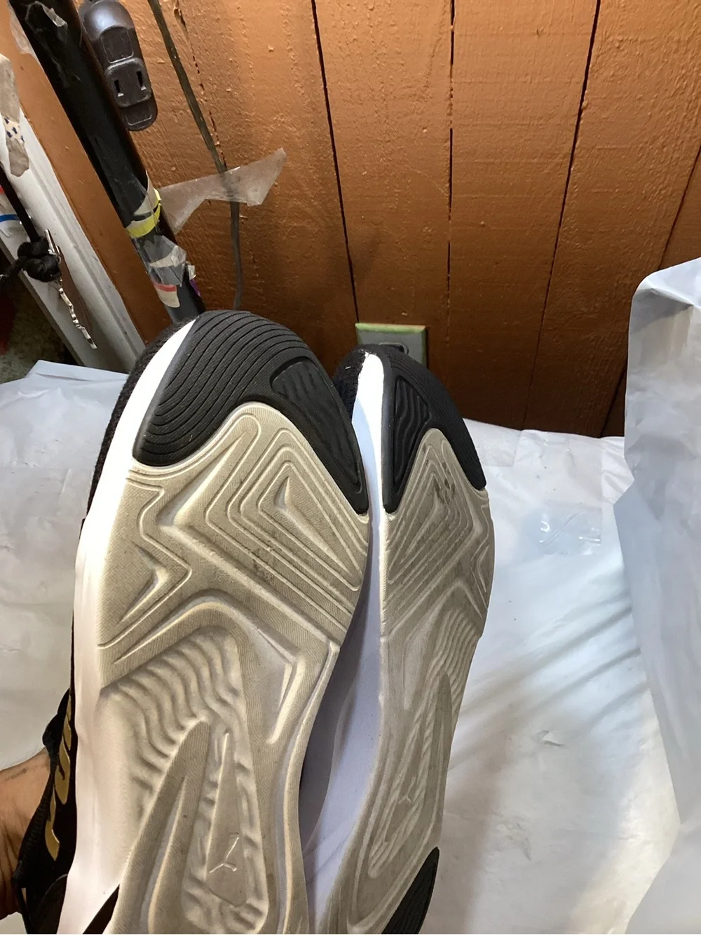 Puma Men's Softride Rift Running Size 10.5M Black White 194514 18 Slip On Shoes